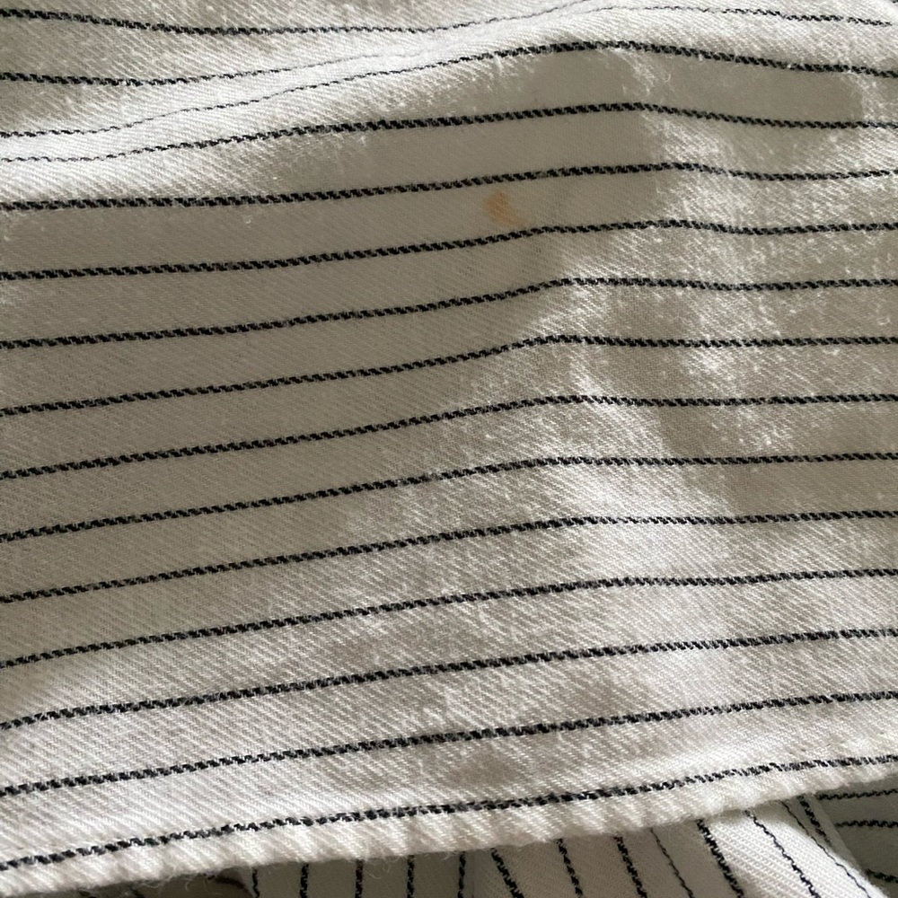 Madewell White Button-Down Shirt with Blue Pinstripes - Picture 4 of 4